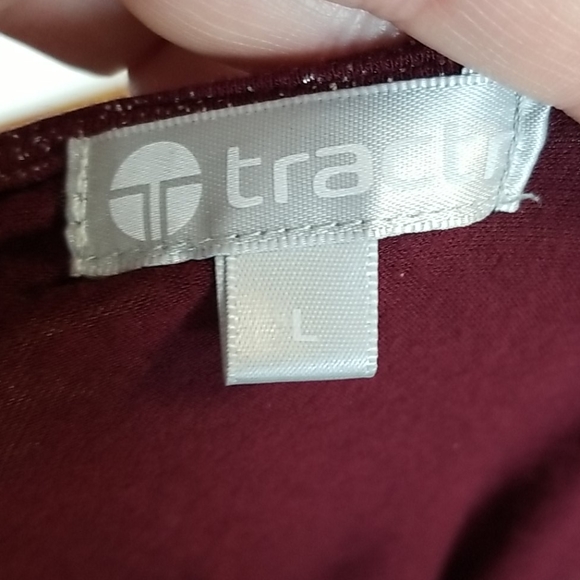 Burgundy and silver tank size L - Picture 3 of 3